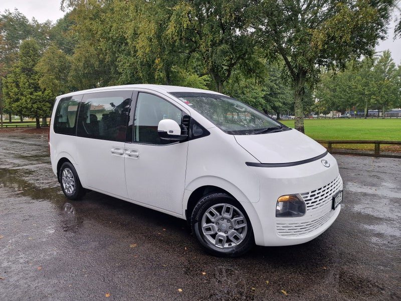 2021 Hyundai Staria, photo 3