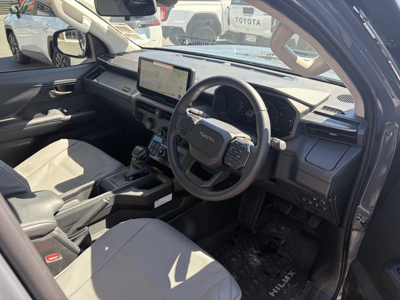 2026 Toyota Hilux Double cab, photo 2