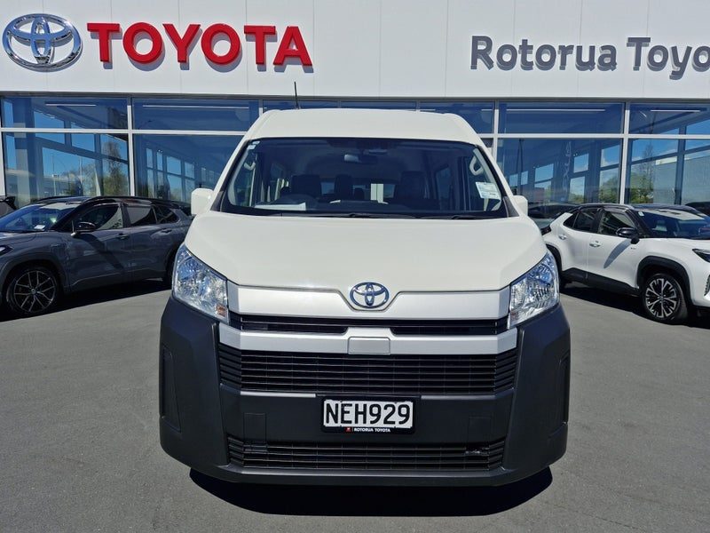 2020 Toyota Hiace ZX MB Factory 10 Seater, photo 3