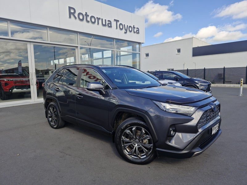 2022 Toyota RAV4 GXL - One company owner from new!