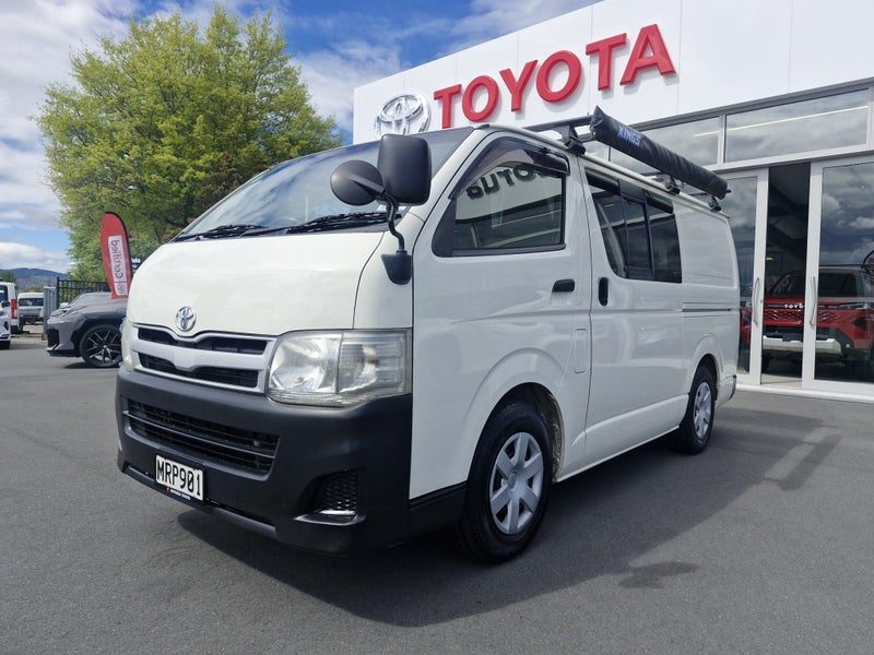 2013 Toyota Hiace 2.0 Petrol Auto Camper!, photo 3