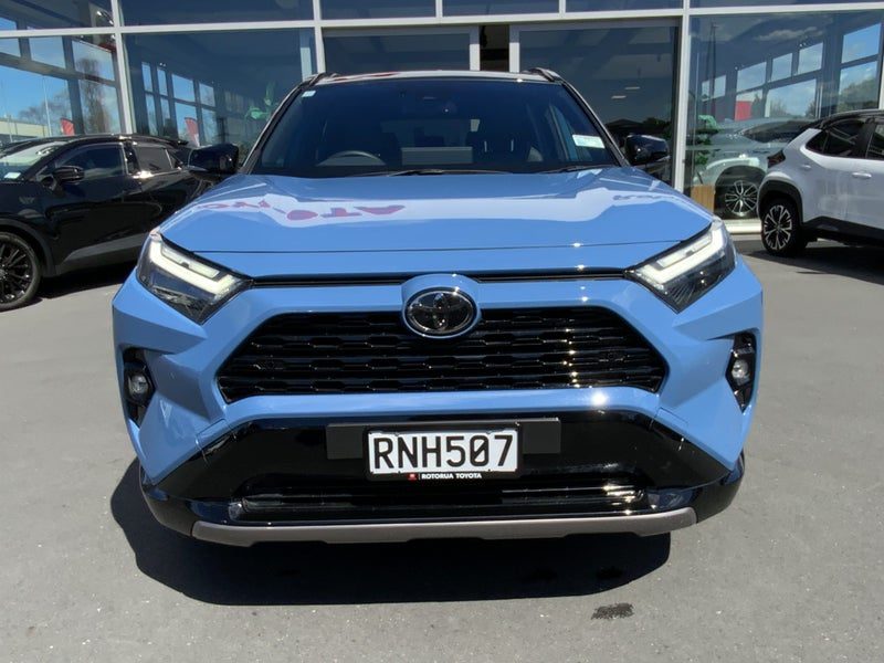 2025 Toyota RAV4 XSE - Great colour & Certified!, photo 3