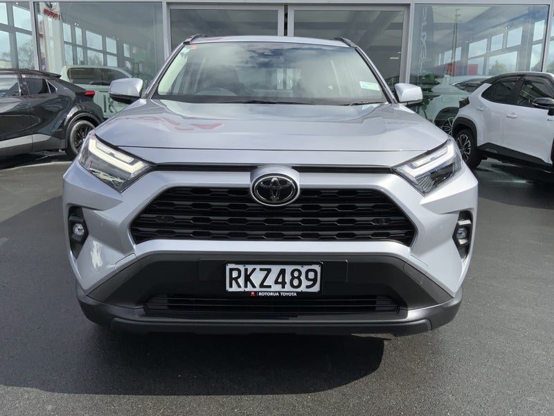 2025 Toyota RAV4 GX Hybrid - Certified & low kms !, photo 3