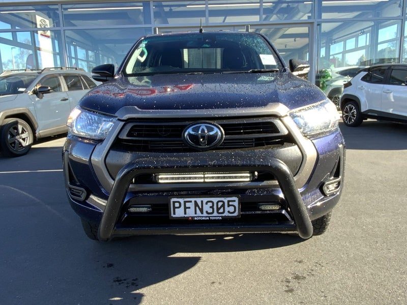 2022 Toyota Hilux SR, photo 3