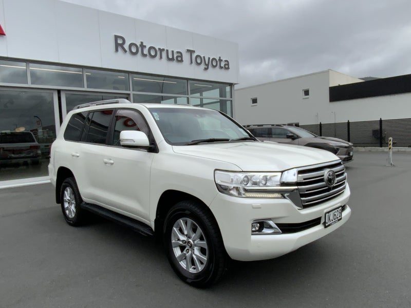 2015 Toyota Land Cruiser VX