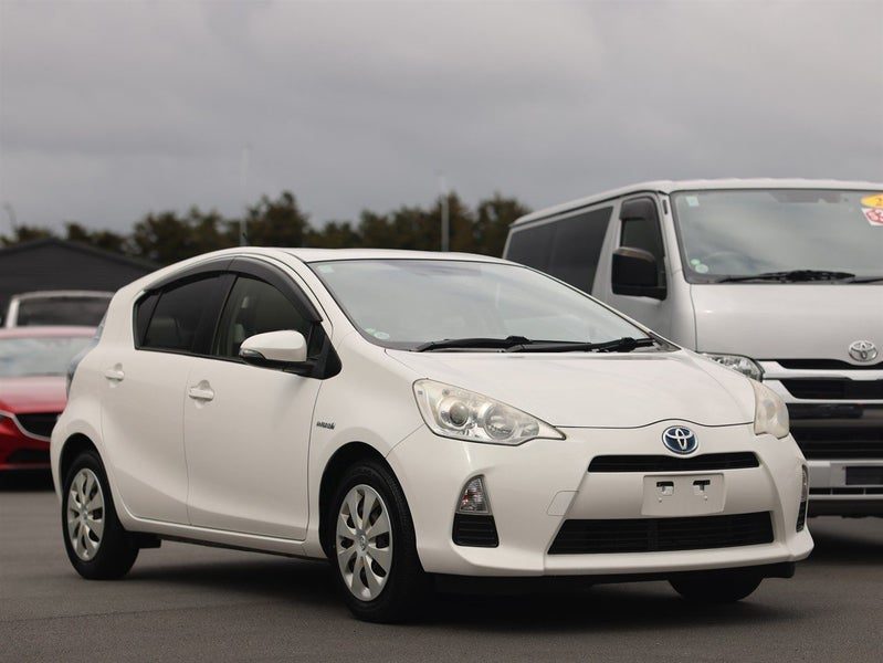 2012 Toyota Aqua Hybrid