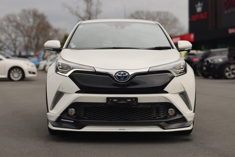 2017 Toyota C-HR G, photo 2