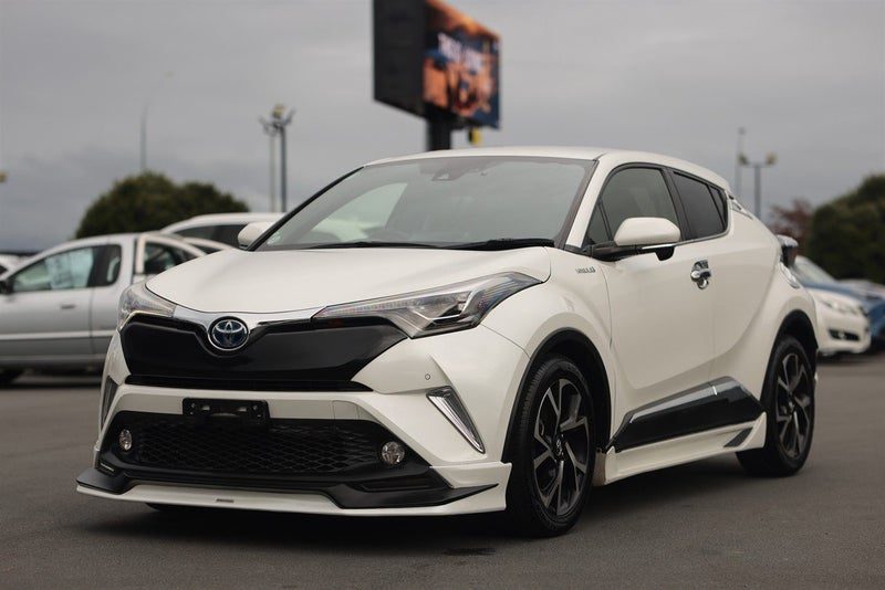 2017 Toyota C-HR G, photo 3
