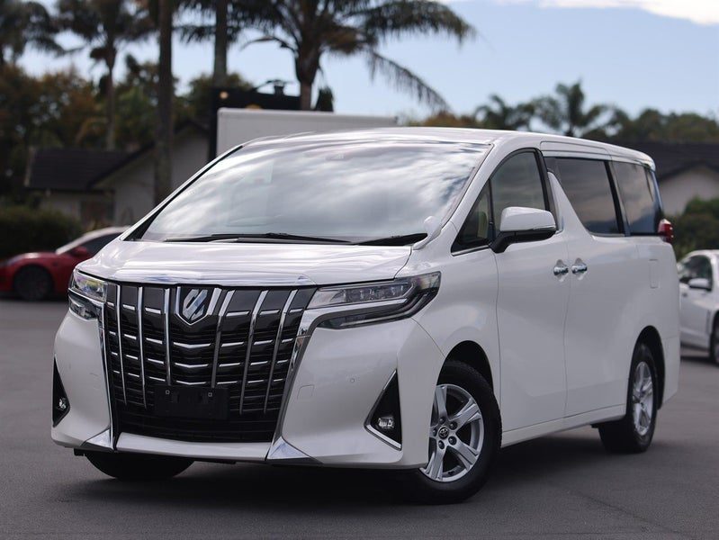 2023 Toyota Alphard, photo 3