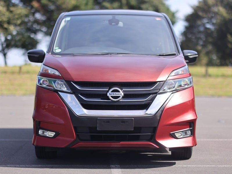 2017 Nissan Serena Hybrid, photo 2