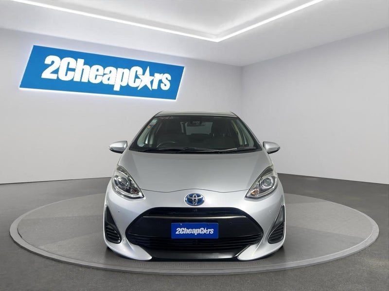 2019 Toyota Aqua New Shape S, photo 2
