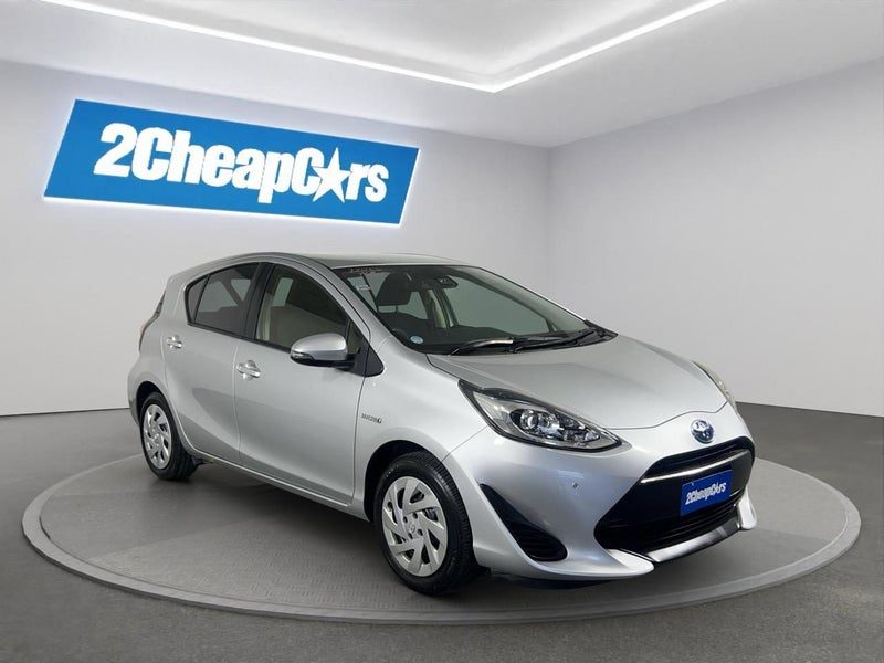 2019 Toyota Aqua New Shape S, photo 3