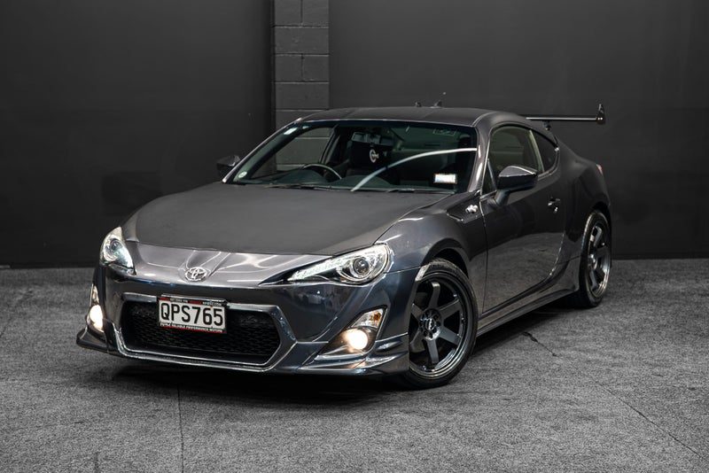 2016 Toyota 86 GT | Full Aero + Mods!
