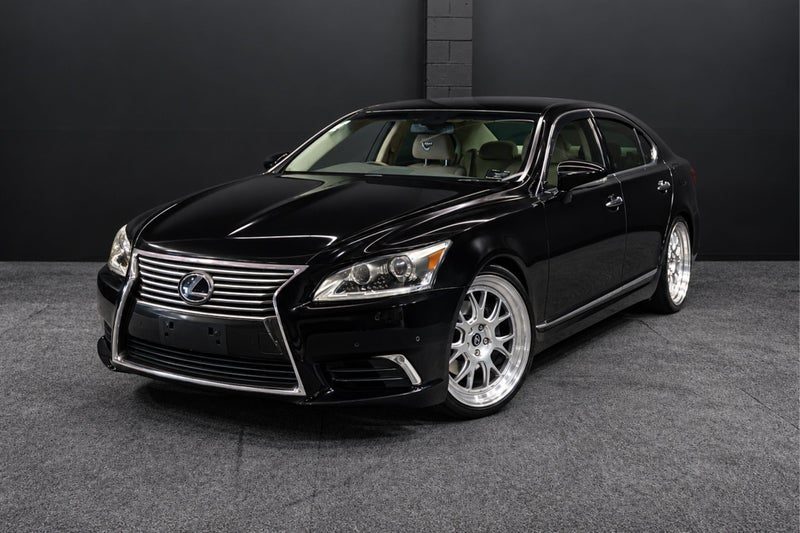 2012 Lexus LS 460 380BHP V8 - FRESH IMPORT!