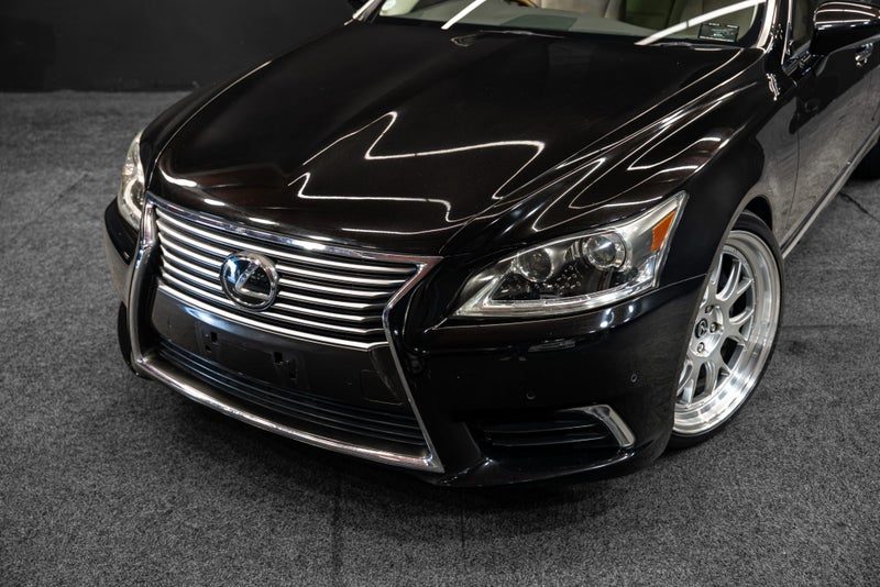 2012 Lexus LS 460 380BHP V8 - FRESH IMPORT!, photo 2