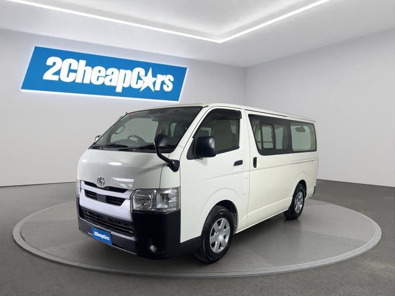 2021 Toyota Hiace Van Long DX, main photo