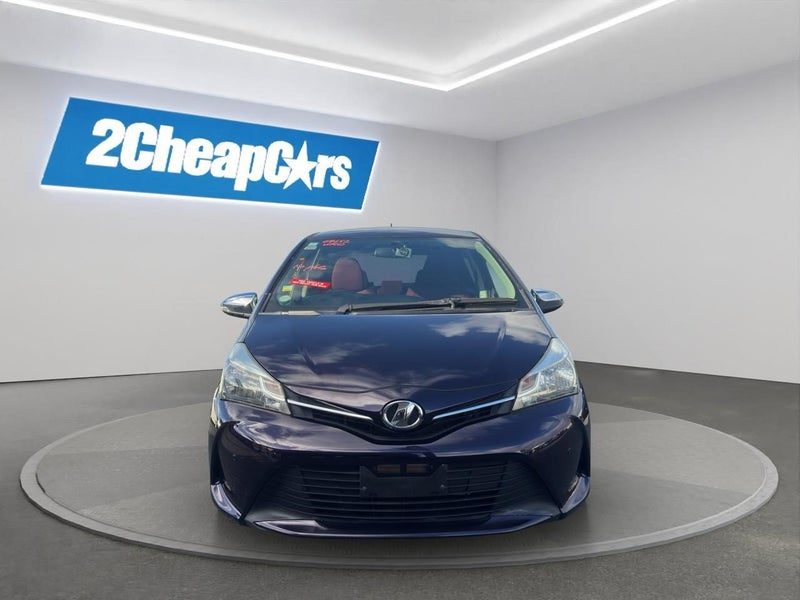 2015 Toyota Vitz Jewela, photo 2