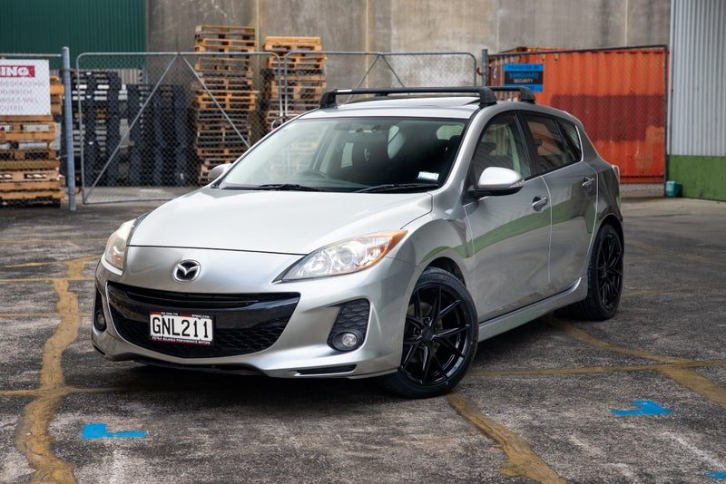 2012 Mazda 3 SP25 w/SUNROOF!