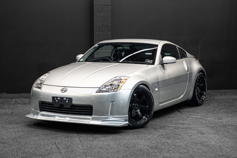 2002 Nissan Fairlady Z | VERSION T + LOW KMS!