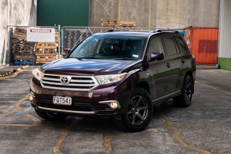 2010 Toyota Highlander Limited | 4WD 7-Seater!
