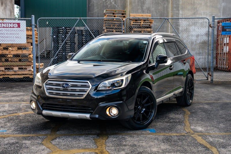 2015 Subaru Legacy Outback Limited | 2.5L AWD!