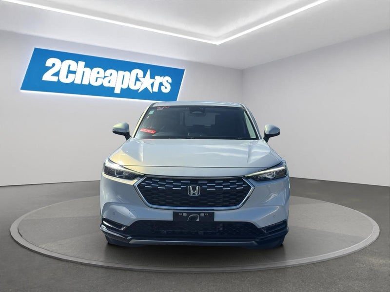 2021 Honda Vezel E:HEV Z Late Shape, photo 2