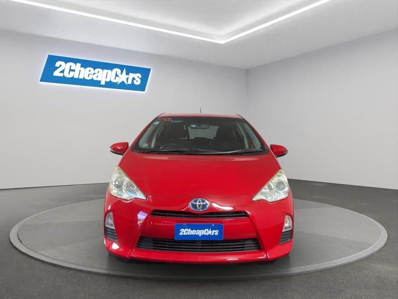 2013 Toyota Aqua G, photo 2
