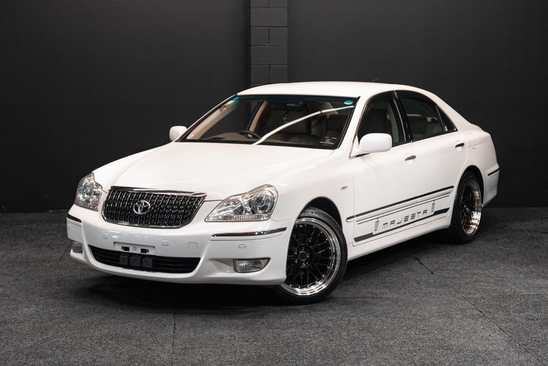2006 Toyota Crown Majesta