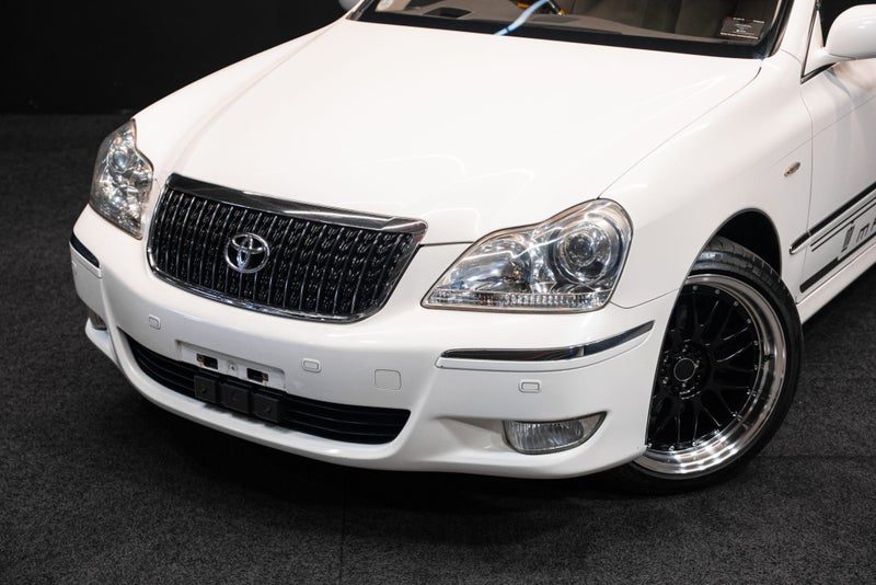 2006 Toyota Crown Majesta, photo 2