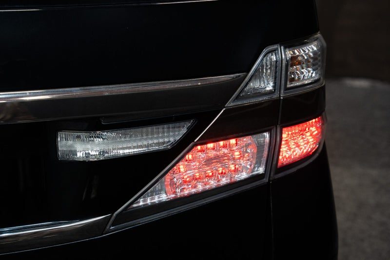 2013 Toyota Vellfire GOLDEN EYES | 7 Seater!, photo 3