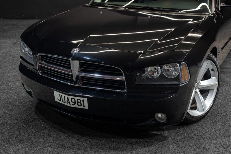 2005 Dodge Charger R/T | 5.7L HEMI V8!, photo 2