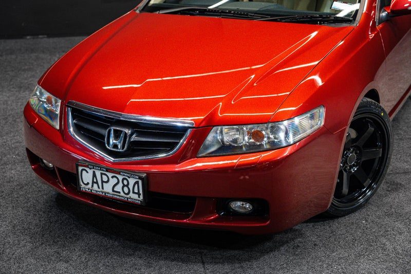 2004 Honda Accord Euro L | Sunroof!, photo 2