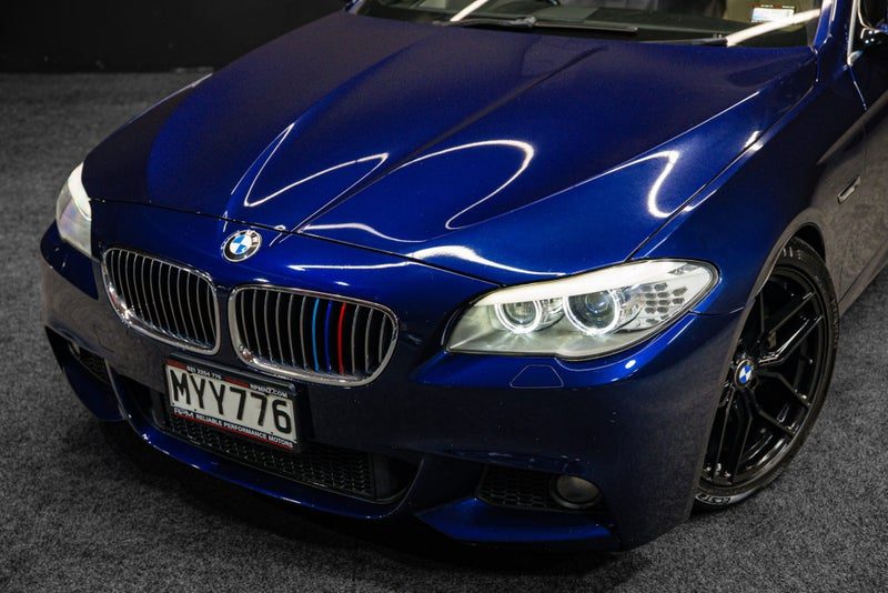2012 BMW 5 Series 528i | 3.0L RWD w/Sunroof!, photo 2