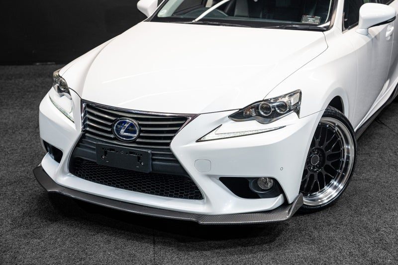 2013 Lexus IS 300h Version L - FRESH IMPORT!, photo 2