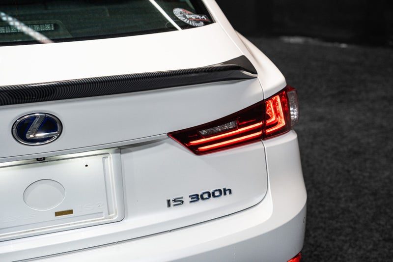 2013 Lexus IS 300h Version L - FRESH IMPORT!, photo 3