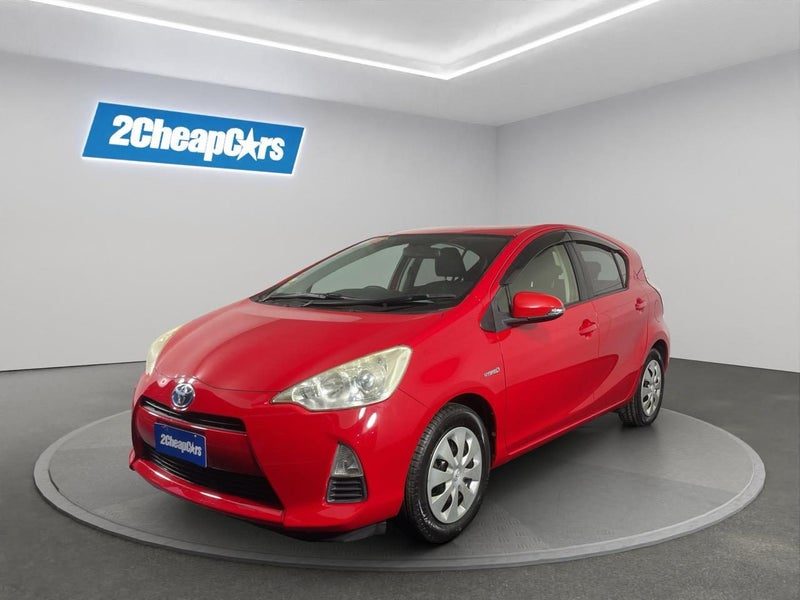 2013 Toyota Aqua S, main photo