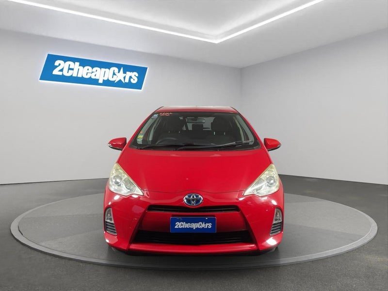 2013 Toyota Aqua S, photo 2