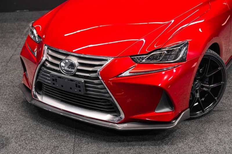 2017 Lexus IS 300h Facelift - Version L, photo 2