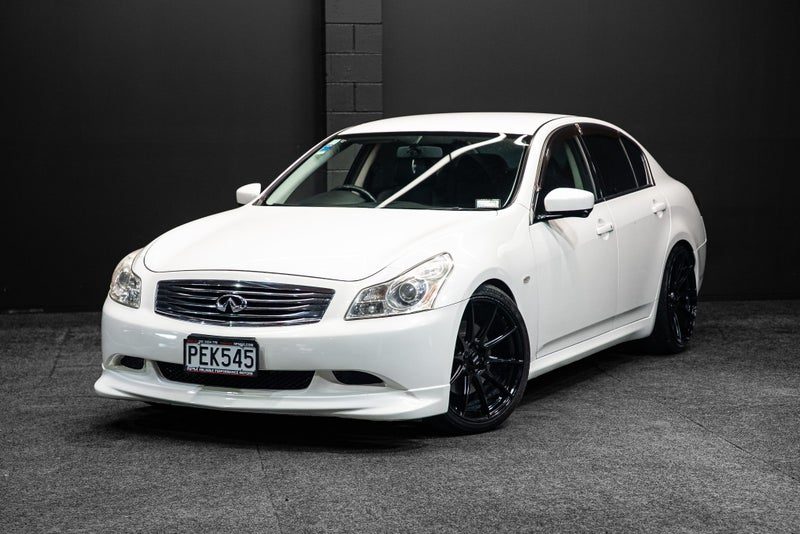 2009 Nissan Skyline 250GT | V6 RWD!