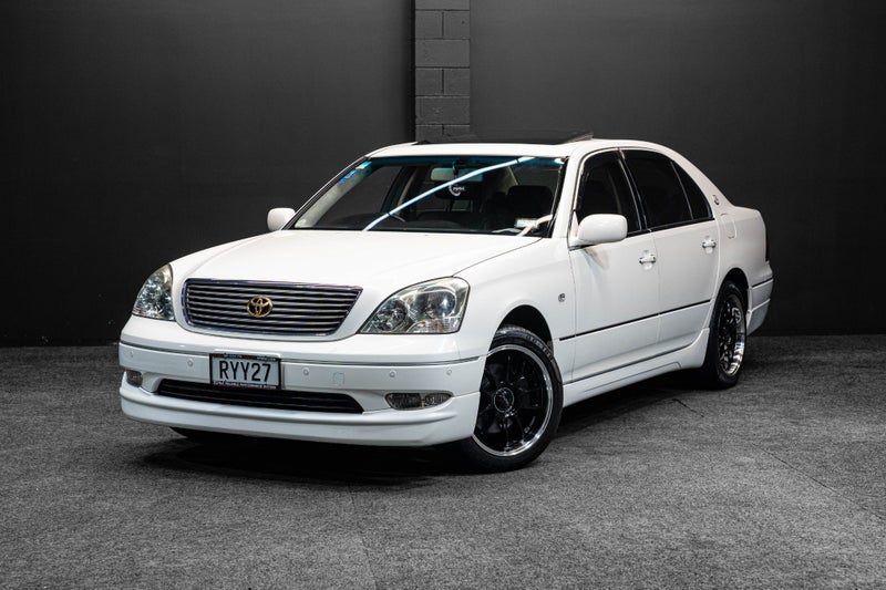 2003 Toyota Celsior Luxury V8 Cruiser!