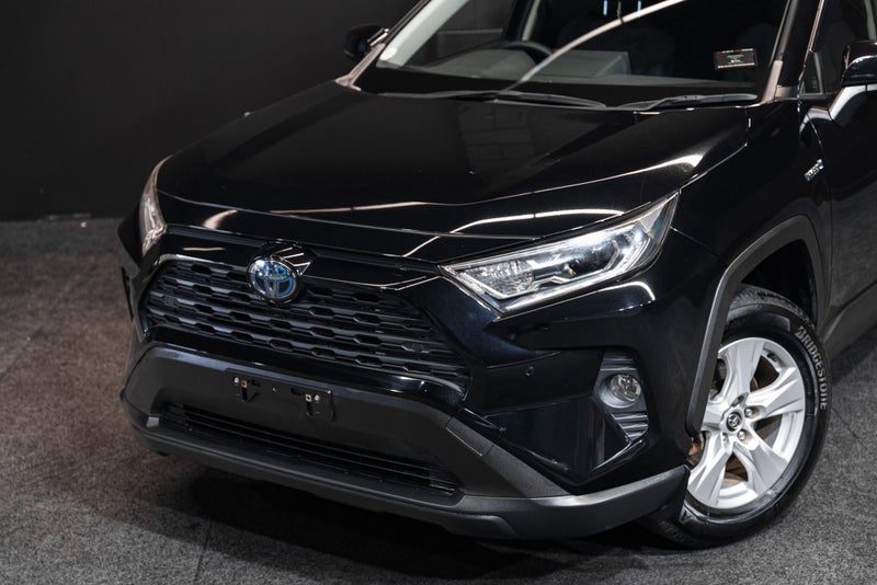 2019 Toyota RAV4 Hybrid X | 4WD - Fresh Import, photo 2