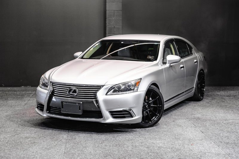 2013 Lexus LS 460 Grade 4.5 FRESH IMPORT!