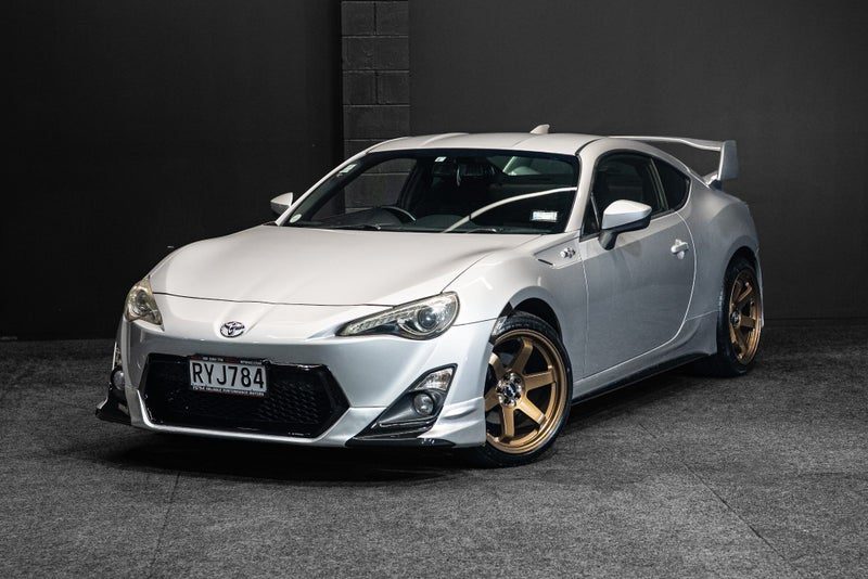 2013 Toyota 86 GT | Full Aero Kit!