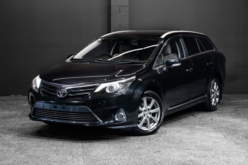 2014 Toyota Avensis 2.0L Reliable Wagon!