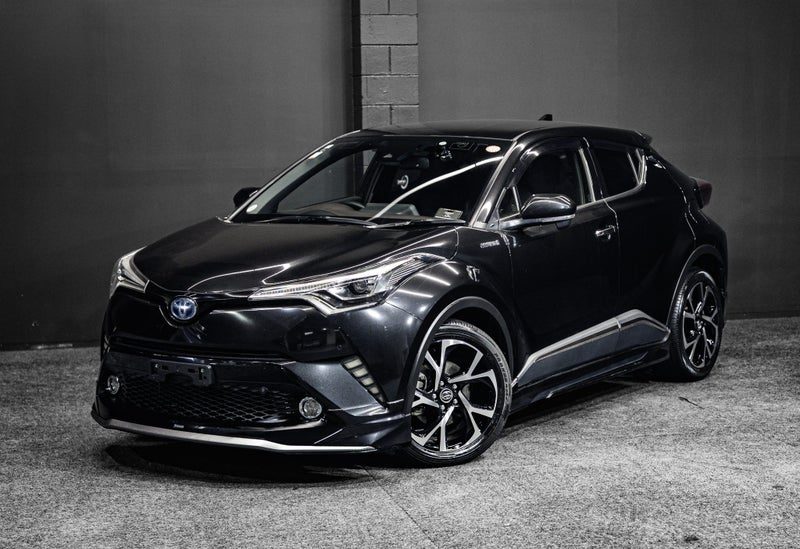 2017 Toyota C-HR Hybrid | Modellista Body Kit