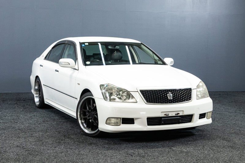 2006 Toyota Crown Athlete - FRESH IMPORT!, photo 3