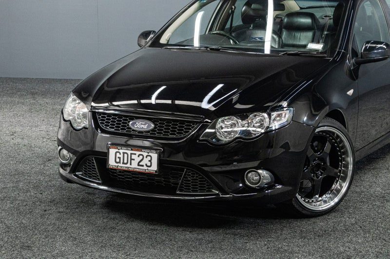 2011 Ford Falcon FG XR6 - RWD 261BHP!, photo 2