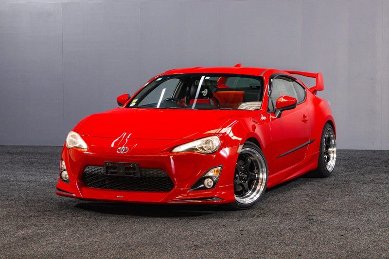 2013 Toyota 86 Limited | Modellista Body Kit!