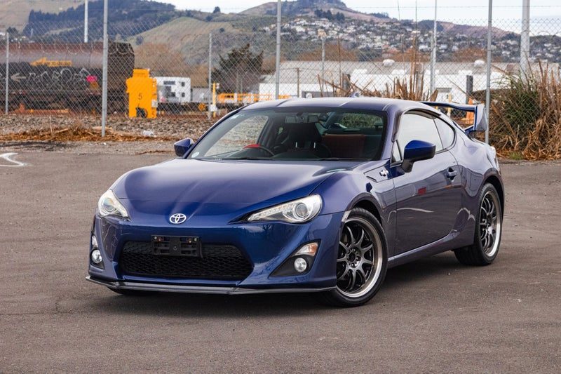 2015 Toyota 86 GT | Lip + Spoiler!