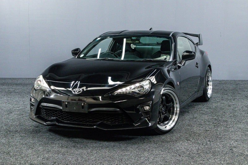 2017 Toyota 86 GT | Facelift | Black on Black!